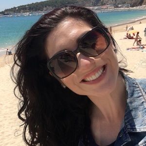 Meet your Posher, Elizabeth